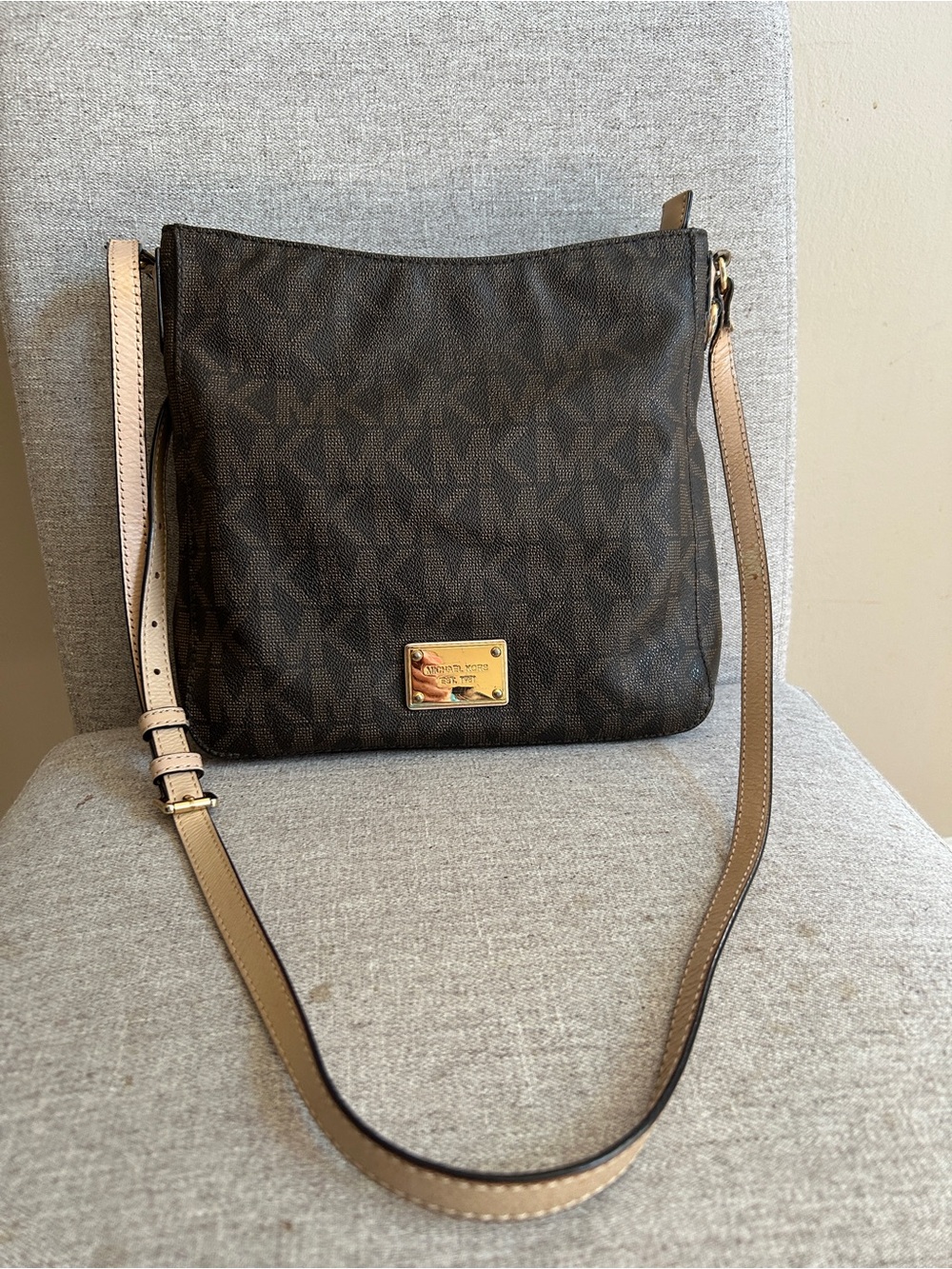 Michael Kors Dark Brown Jet Set Messenger Crossbody Bag